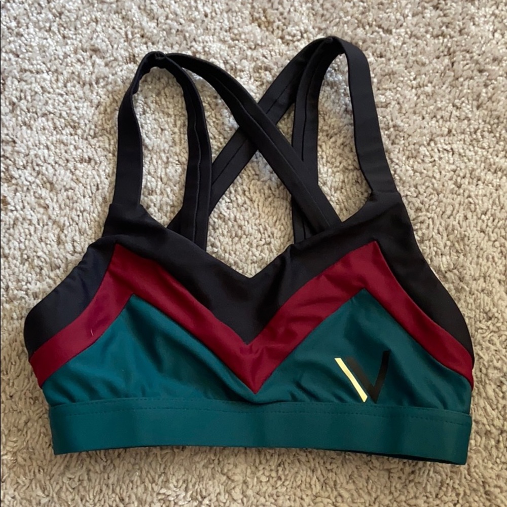 Vull sports bra- small (no tags)